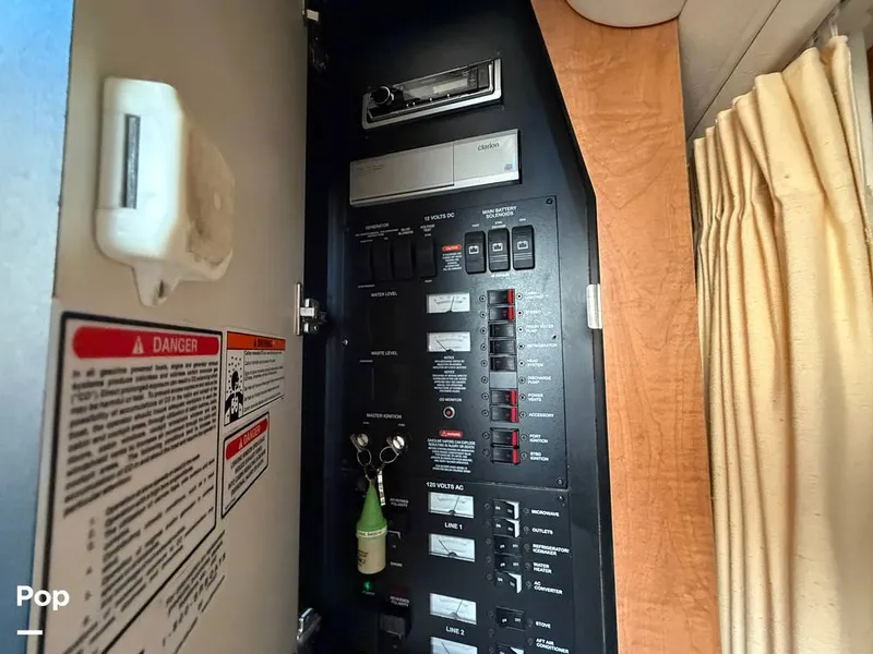 Slide: The Image of Sea Ray 340 Sundancer 2006 - 16368813