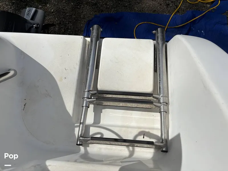 Slide: The Image of Seaswirl 2601 Striper 2005 - 16389782