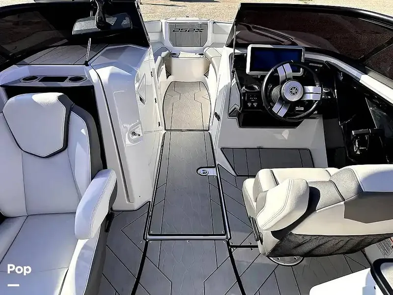 Slide: The Image of Yamaha 252XE 2022 - 16367264