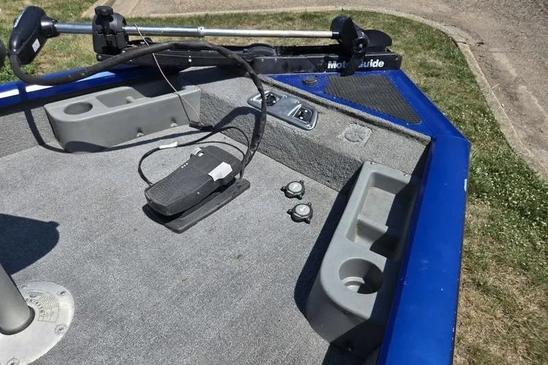Slide: The Image of 2011 Tracker Pro Team 175 TF boat deck with trolling motor and foot pedal. - 7