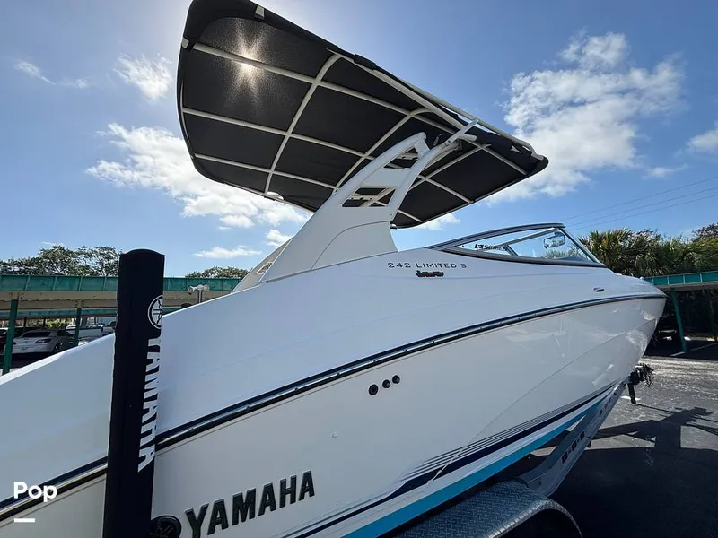 Slide: The Image of Yamaha 242 Limited S 2017 - 16378579