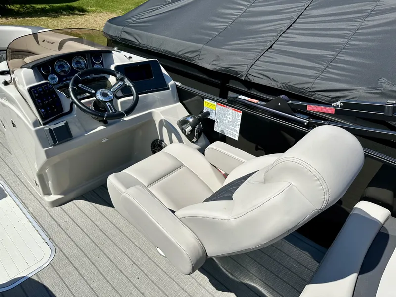 Slide: The Image of Starcraft CX23RLTT 2024 - 5