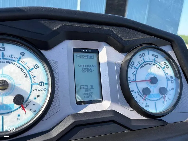 Slide: The Image of Axis A24 2021 - 16350410