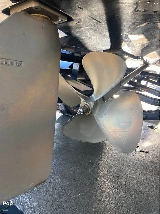 Slide: The Image of Axis A24 2021 - 16350412