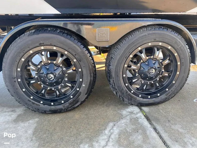 Slide: The Image of Axis A24 2021 - 16350408