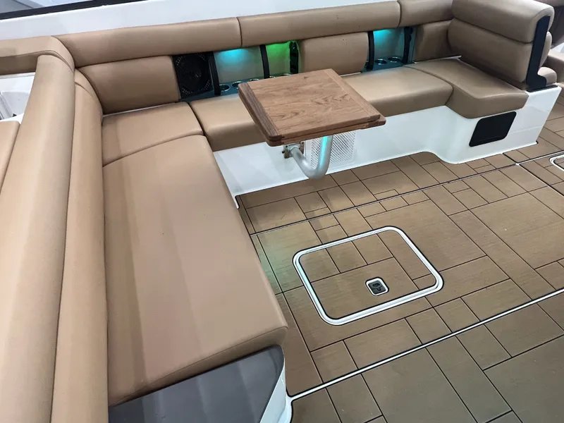 Slide: The Image of Aviara AV36 2023 - 13