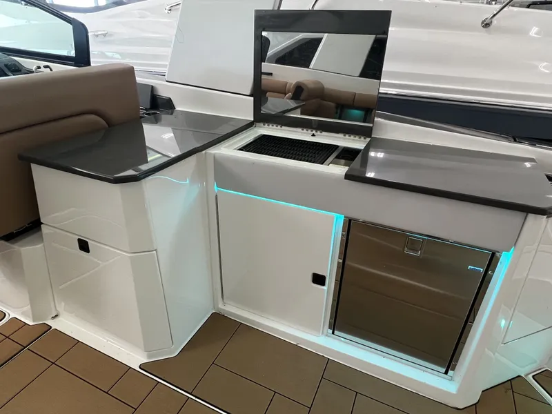 Slide: The Image of Aviara AV36 2023 - 14