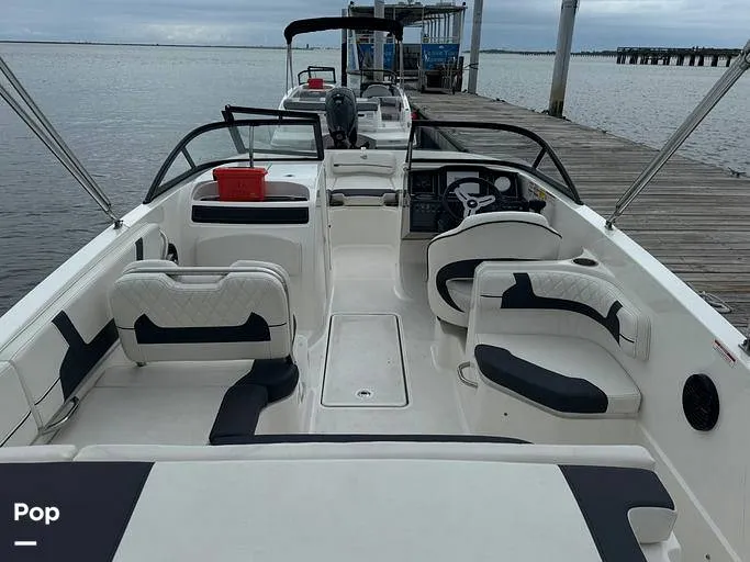 Slide: The Image of Bayliner VR6 OB 2024 - 16350448