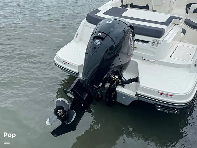 Slide: The Image of Bayliner VR6 OB 2024 - 16350453