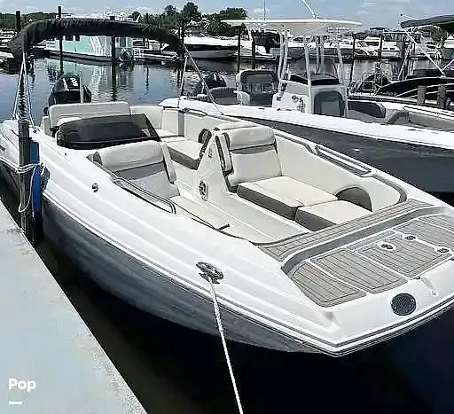 The Image of Crownline Boats E230XS 2024 - 0