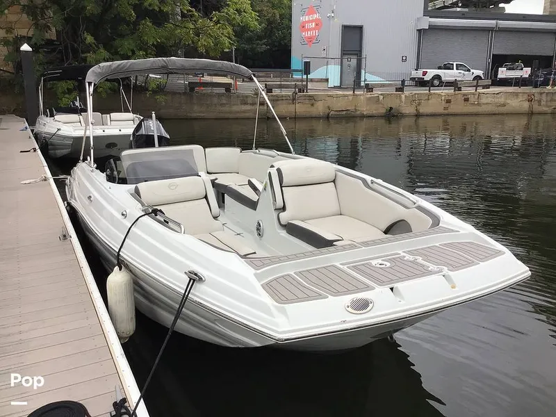 Slide: The Image of Crownline Boats E230XS 2024 - 16756999
