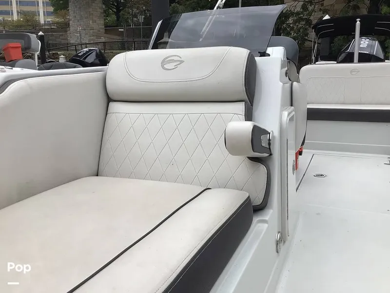 Slide: The Image of Crownline Boats E230XS 2024 - 16757016