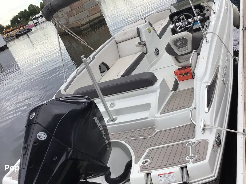 Slide: The Image of Crownline Boats E230XS 2024 - 16757003