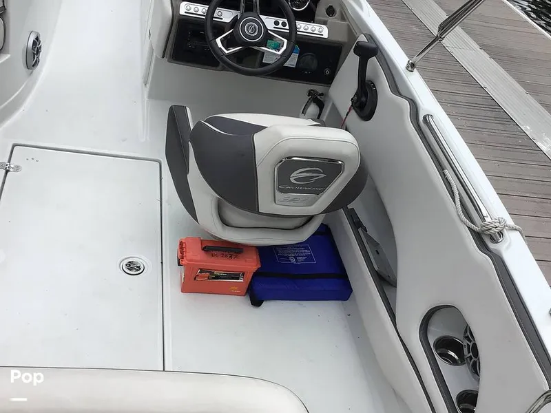 Slide: The Image of Crownline Boats E230XS 2024 - 16757007