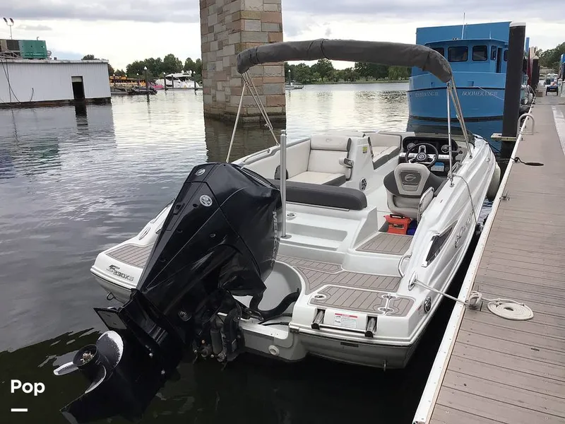 Slide: The Image of Crownline Boats E230XS 2024 - 16756998