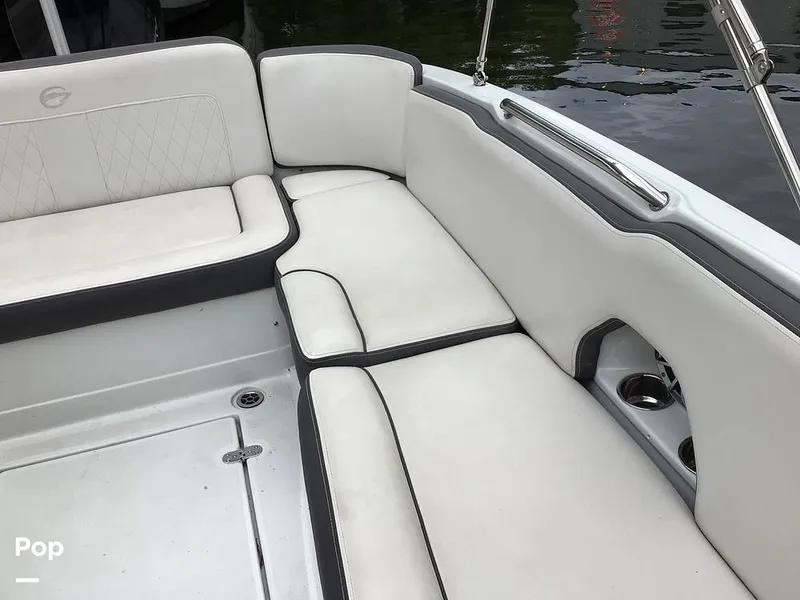 Slide: The Image of Crownline Boats E230XS 2024 - 16756976