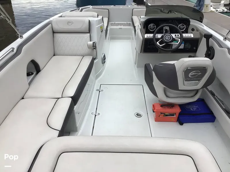 Slide: The Image of Crownline Boats E230XS 2024 - 16757004