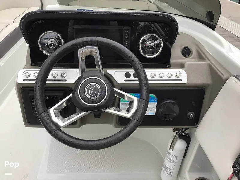 Slide: The Image of Crownline Boats E230XS 2024 - 16757011
