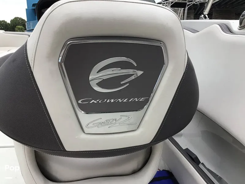 Slide: The Image of Crownline Boats E230XS 2024 - 16757010