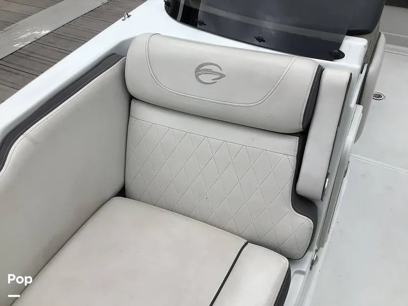 Slide: The Image of Crownline Boats E230XS 2024 - 16756966