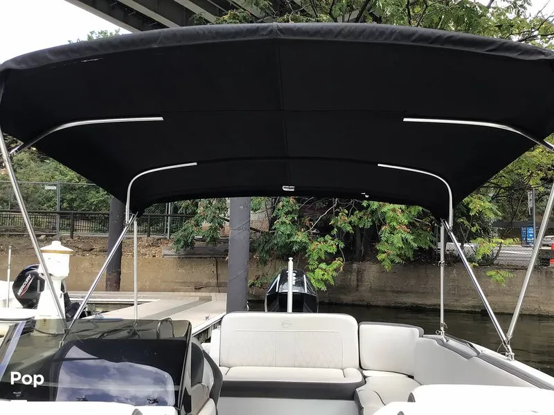 Slide: The Image of Crownline Boats E230 XS 2024 - 16757098