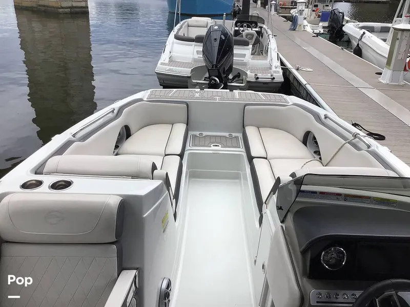 Slide: The Image of Crownline Boats E230 XS 2024 - 16757090