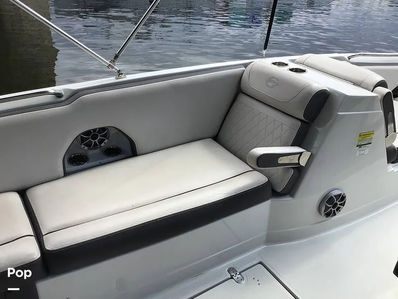 Slide: The Image of Crownline Boats E230 XS 2024 - 16757119