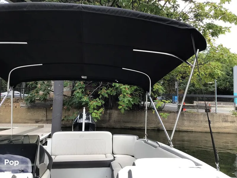 Slide: The Image of Crownline Boats E230 XS 2024 - 16757100