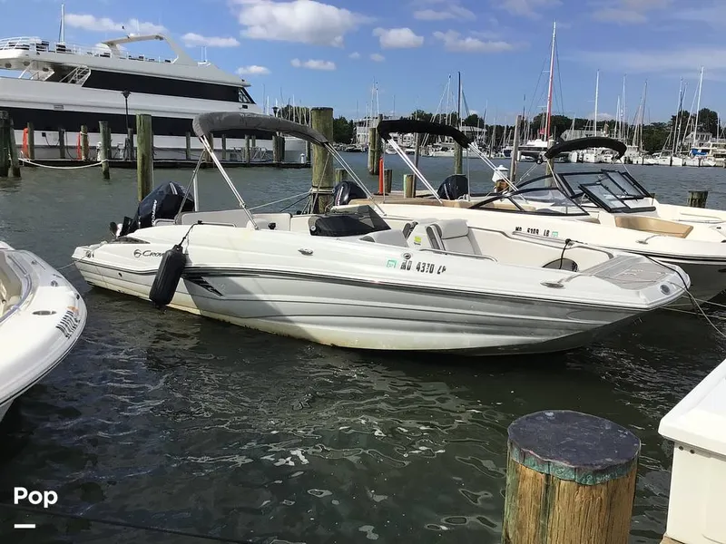 Slide: The Image of Crownline Boats E230XS 2024 - 16783242