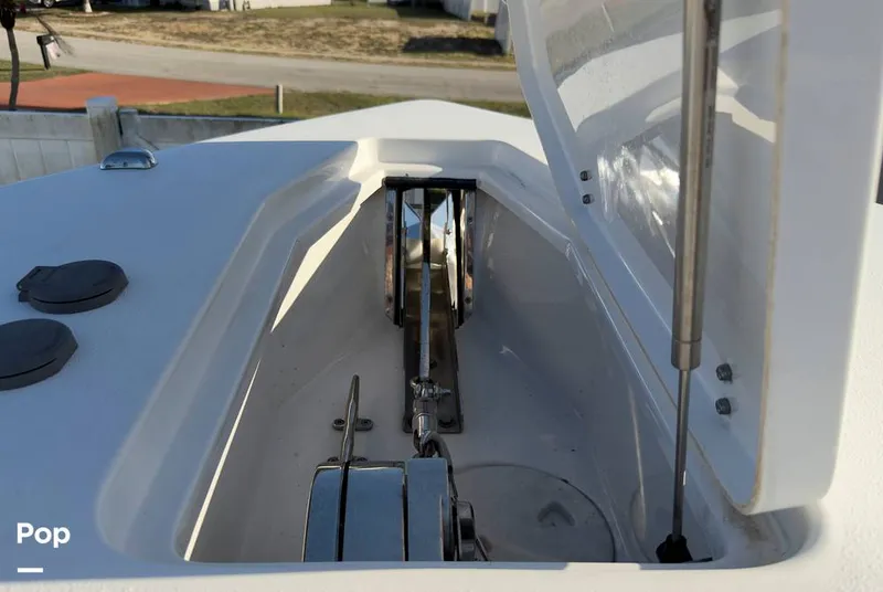 Slide: The Image of Sea Hunt Gamefish 30 Forward Seating 2022 - 16368235