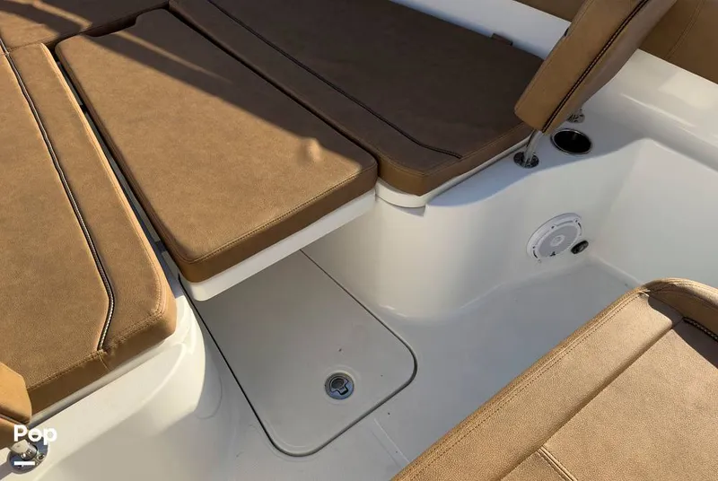Slide: The Image of Sea Hunt Gamefish 30 Forward Seating 2022 - 16368240