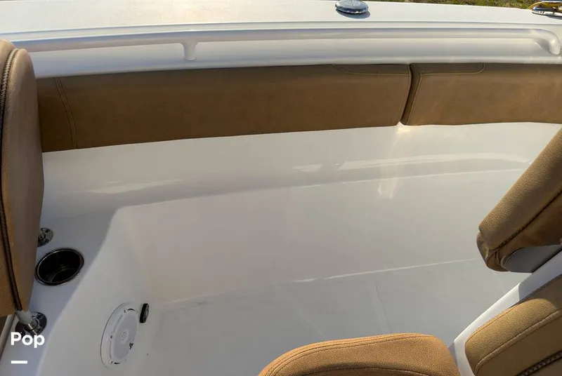 Slide: The Image of Sea Hunt Gamefish 30 Forward Seating 2022 - 16368242