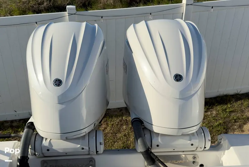Slide: The Image of Sea Hunt Gamefish 30 Forward Seating 2022 - 16368253
