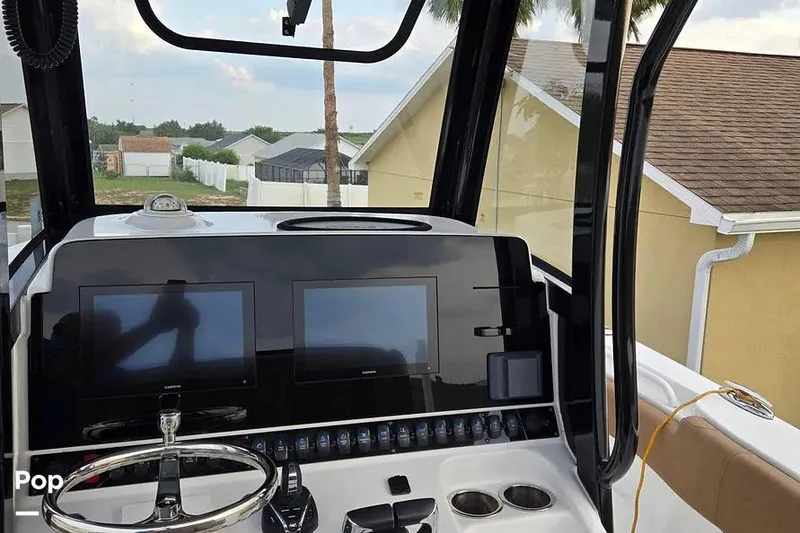 Slide: The Image of Sea Hunt Gamefish 30 Forward Seating 2022 - 16350238