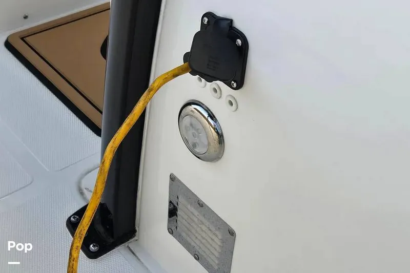 Slide: The Image of Sea Hunt Gamefish 30 Forward Seating 2022 - 16350239