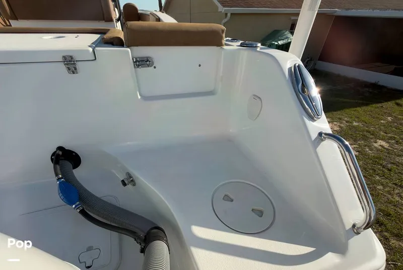 Slide: The Image of Sea Hunt Gamefish 30 Forward Seating 2022 - 16368173