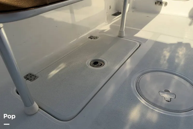 Slide: The Image of Sea Hunt Gamefish 30 Forward Seating 2022 - 16368180