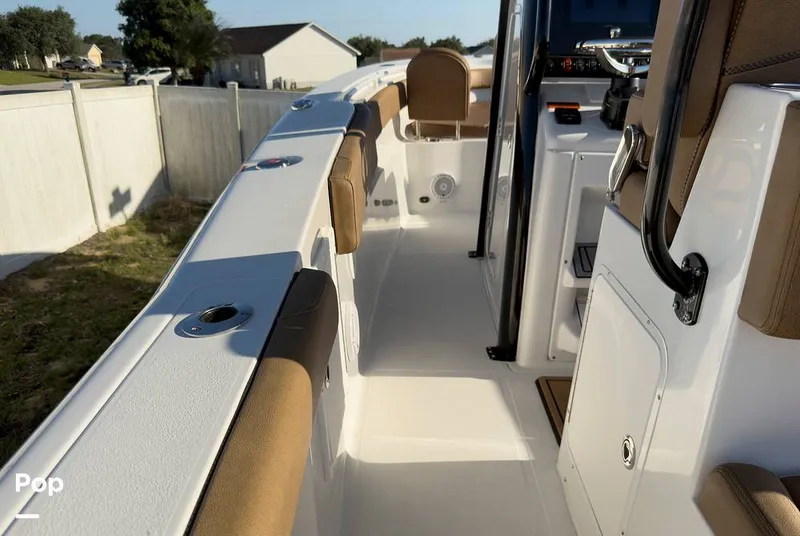 Slide: The Image of Sea Hunt Gamefish 30 Forward Seating 2022 - 16368183
