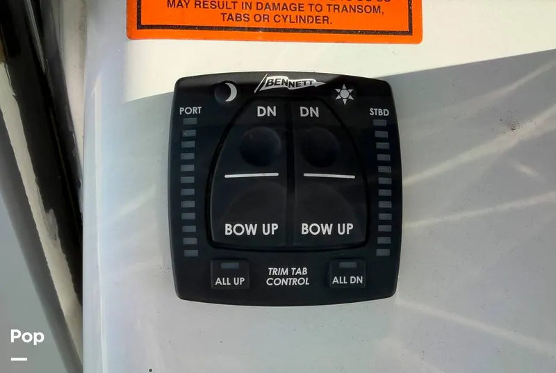 Slide: The Image of Sea Hunt Gamefish 30 Forward Seating 2022 - 16368198