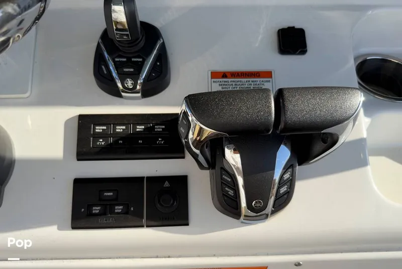 Slide: The Image of Sea Hunt Gamefish 30 Forward Seating 2022 - 16368206