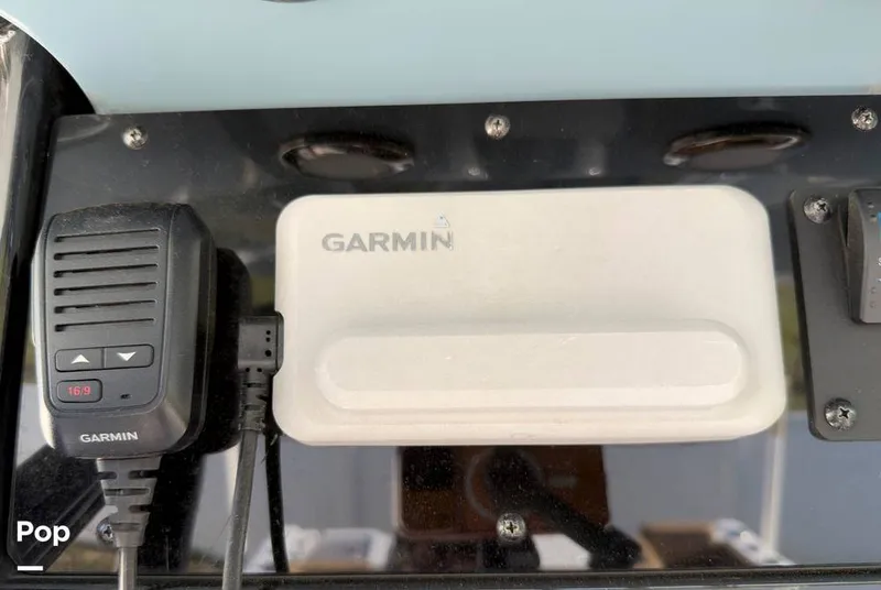 Slide: The Image of Sea Hunt Gamefish 30 Forward Seating 2022 - 16368212