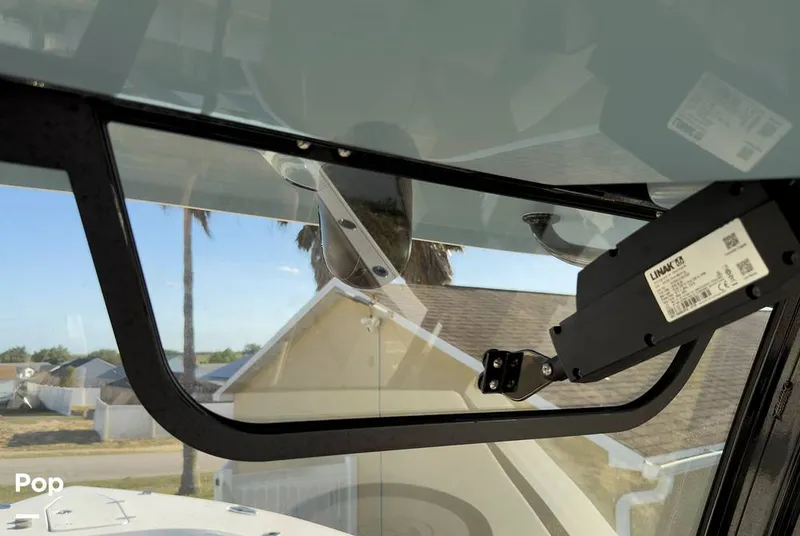 Slide: The Image of Sea Hunt Gamefish 30 Forward Seating 2022 - 16368219