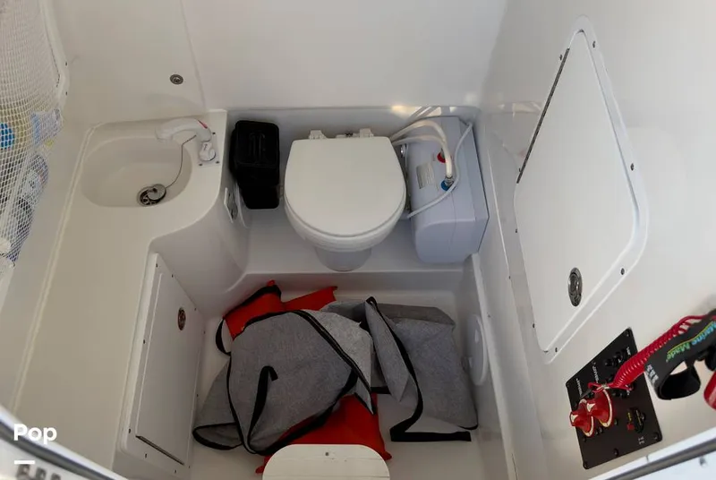 Slide: The Image of Sea Hunt Gamefish 30 Forward Seating 2022 - 16368225