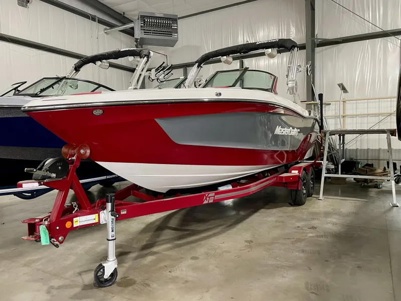 The Image of Mastercraft XT23 2023 - 0