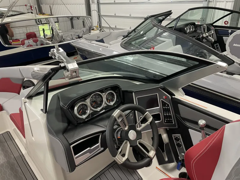 Slide: The Image of Mastercraft XT23 2023 - 11