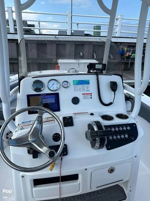 Slide: The Image of NauticStar 22 L 2024 - 16351693