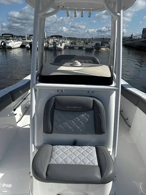 Slide: The Image of NauticStar 22 L 2024 - 16353294