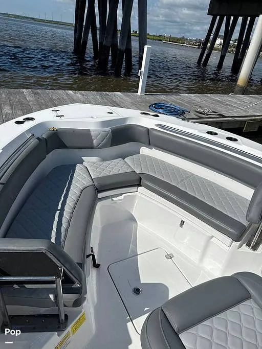 Slide: The Image of NauticStar 22 L 2024 - 16353300