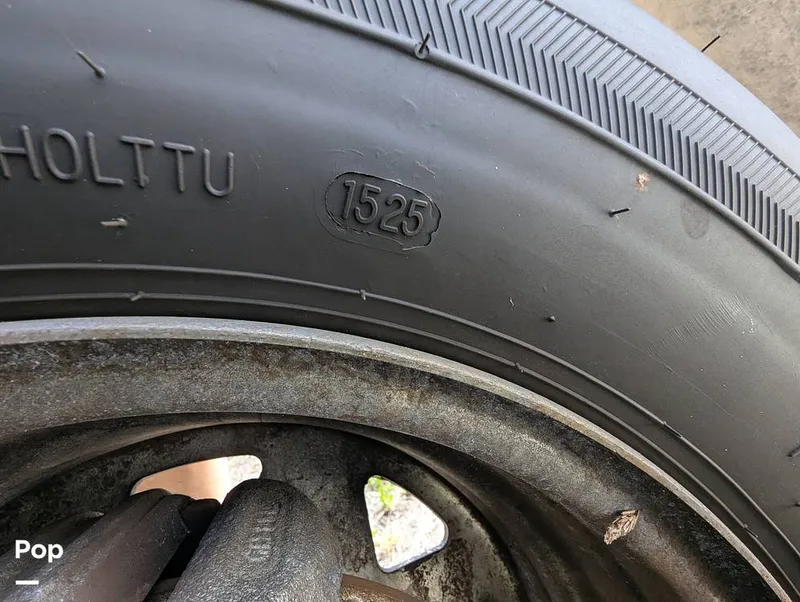 Slide: The Image of Kencraft Challenger 220 1997 - 16367692