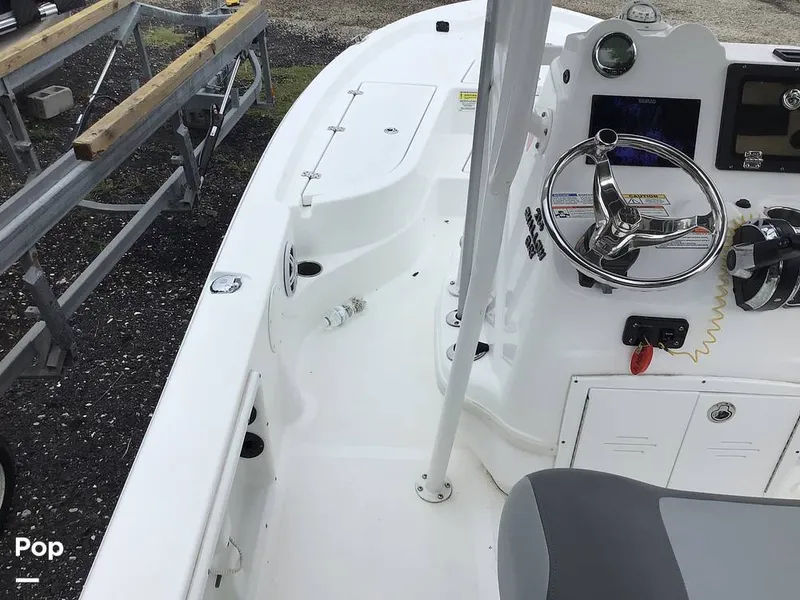 Slide: The Image of NauticStar Shallow Bay 2025 - 16763485